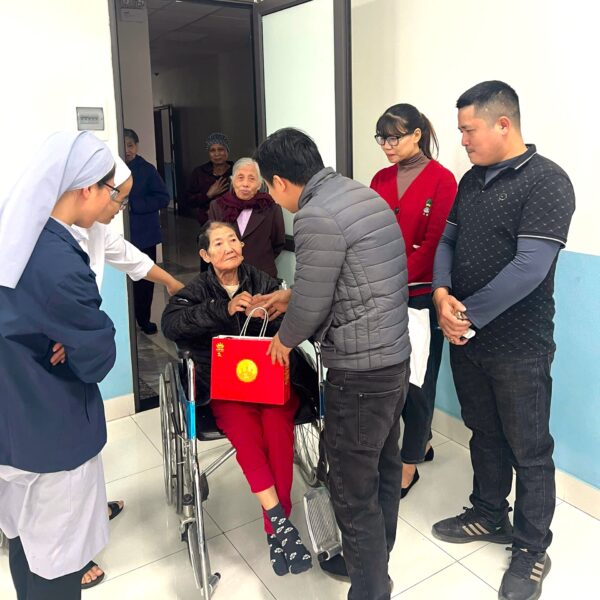 Niềm vui Giáng sinh đích thực