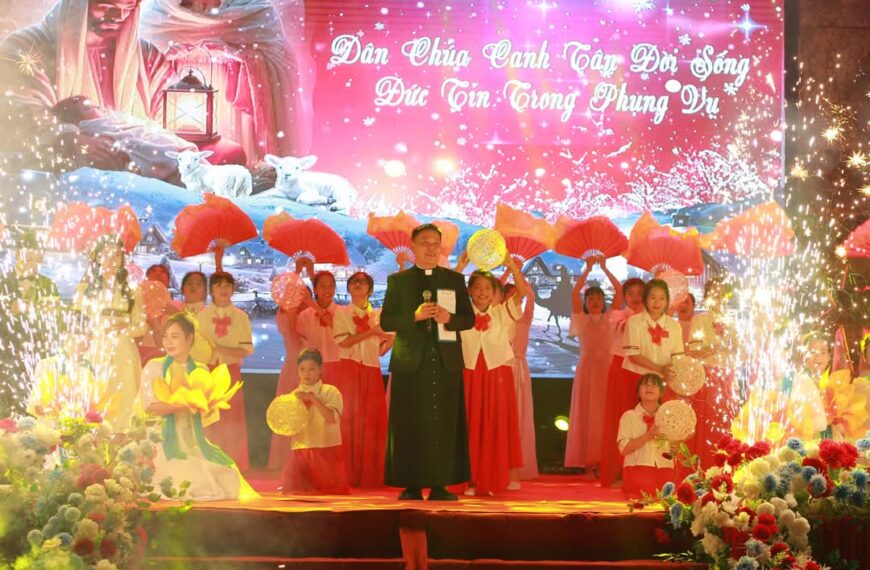 Giáo xứ Sở Kiện mừng Chúa Giáng sinh