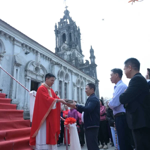 Giáo xứ Khắc Cần: Thánh lễ tạ ơn&hellip;
