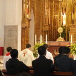 Quý Thầy lớp Thần học III – Đại Chủng viện Thánh Phaolô Lê Bảo Tịnh Thanh Hóa hành hương Năm Thánh tại Sở Kiện
