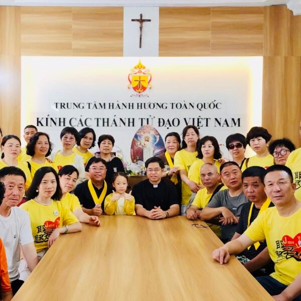 Các tín hữu Giáo phận Ôn Châu –&hellip;