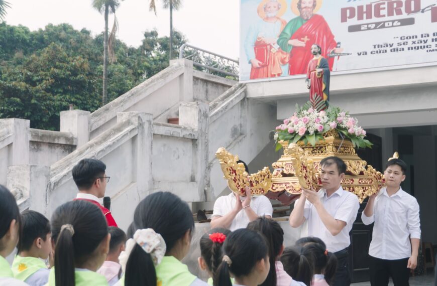 Giáo họ Thủy Cơ: Hân hoan mừng lễ…
