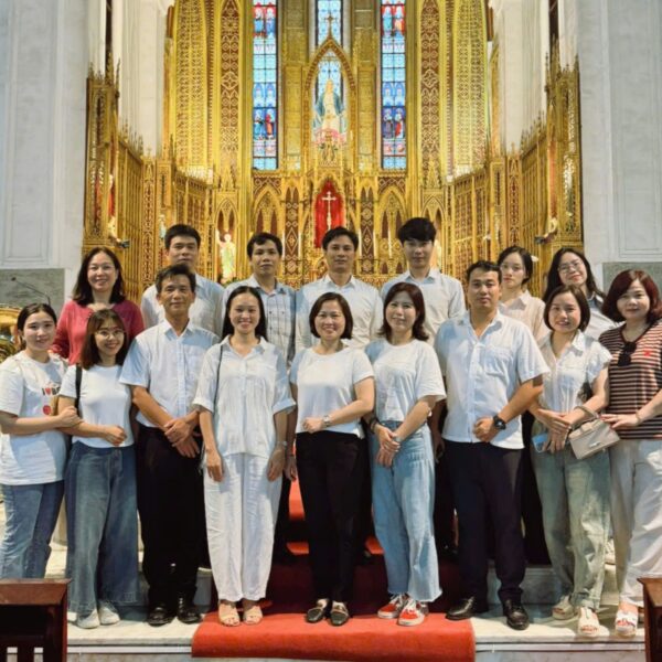 Các thầy cô Trường THCS Tô Hoàng thăm&hellip;