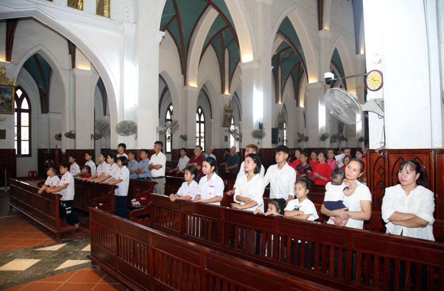 Giáo họ Văn Sơn hành hương Năm Thánh&hellip;