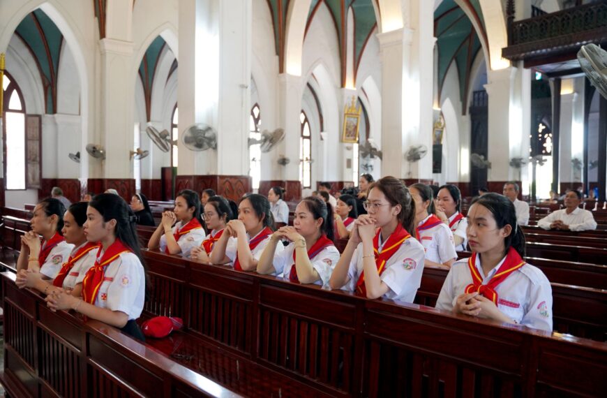 Chuyến hành hương của Giáo xứ Truyền Tin…