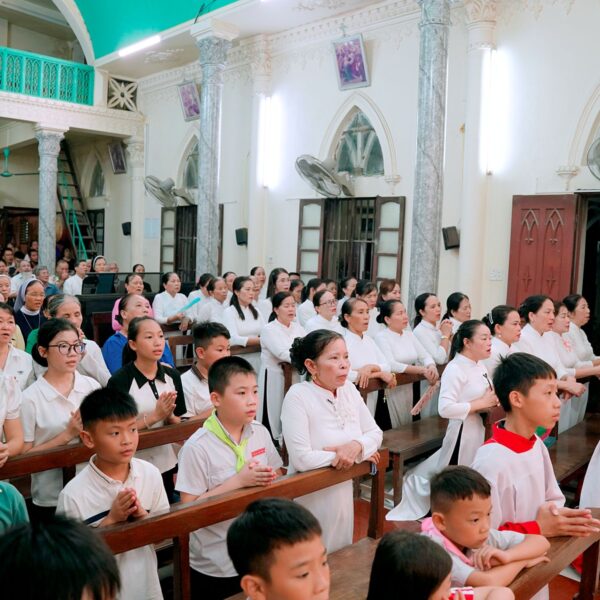 Giáo họ Kiện hân hoan mừng tước hiệu&hellip;
