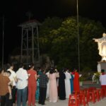 Giáo họ Tháp – Giáo xứ Sở Kiện lần chuỗi Mân Côi bên Mẹ Maria
