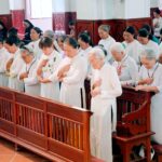 Giáo xứ Tân Lang hành hương Năm Thánh tại Tiểu Vương cung Thánh đường Sở Kiện