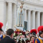 Tượng Đức Mẹ Fatima bản gốc được rước đến Vatican nhân dịp Năm Thánh Linh đạo Thánh Mẫu