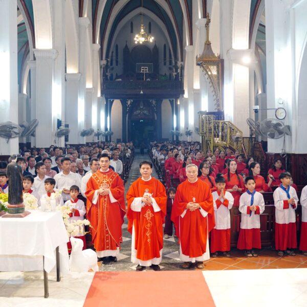 Ca đoàn Thánh Phêrô Thi và Hội Thánh&hellip;