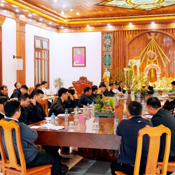 Quý cha Giáo hạt Phủ lý tĩnh tâm&hellip;