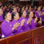 Mừng quan thầy Hội Mến Thánh Giá Tại Thế Giáo xứ Sở Kiện