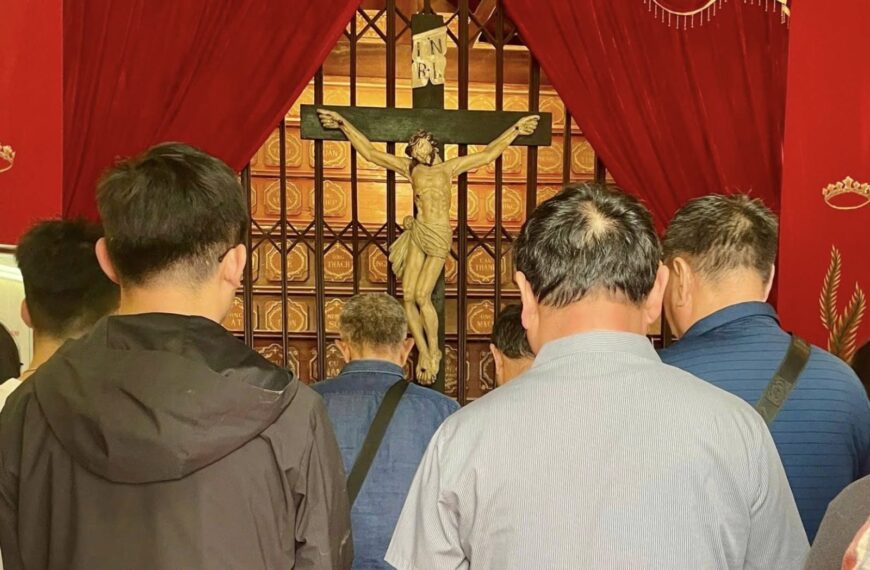 Đoàn tín hữu Trung Quốc hành hương kính…