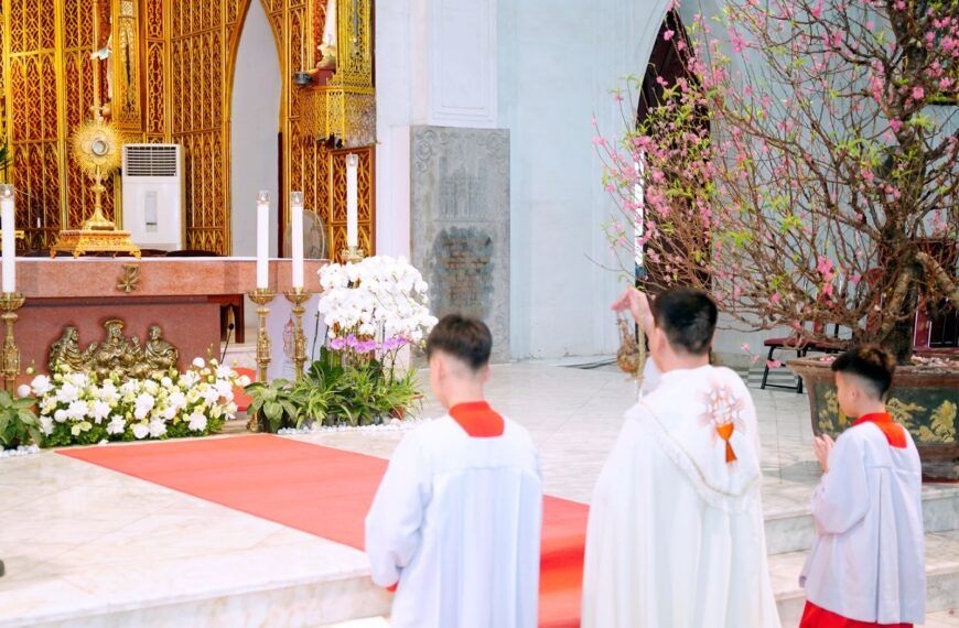 Hội Legio Giáo xứ Sở Kiện hành hương…