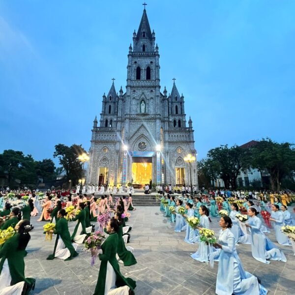 Giáo xứ Sở Kiện và Giáo xứ Lan&hellip;