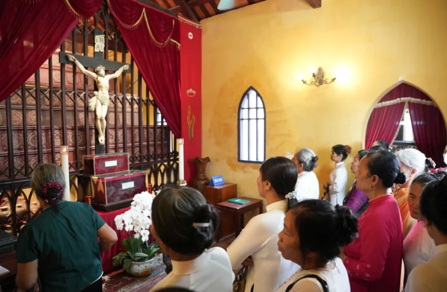 Giáo hạt Phủ Lý hành hương kính Các&hellip;